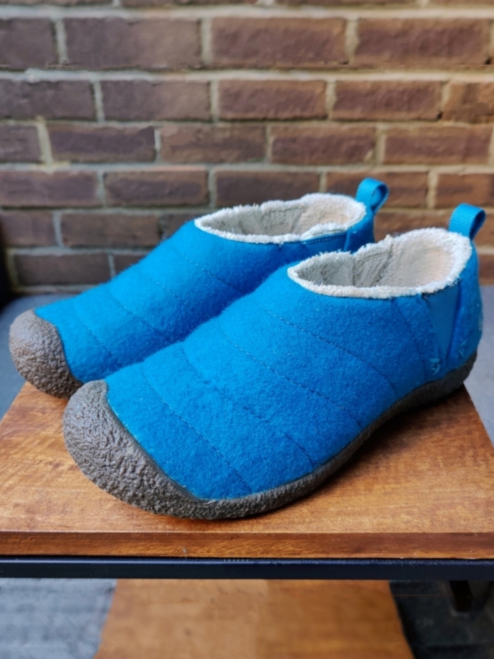 Keen Women's 7.5 Camp Shoes Hybrid Outdoor Slippers Bright Blue Original Howser